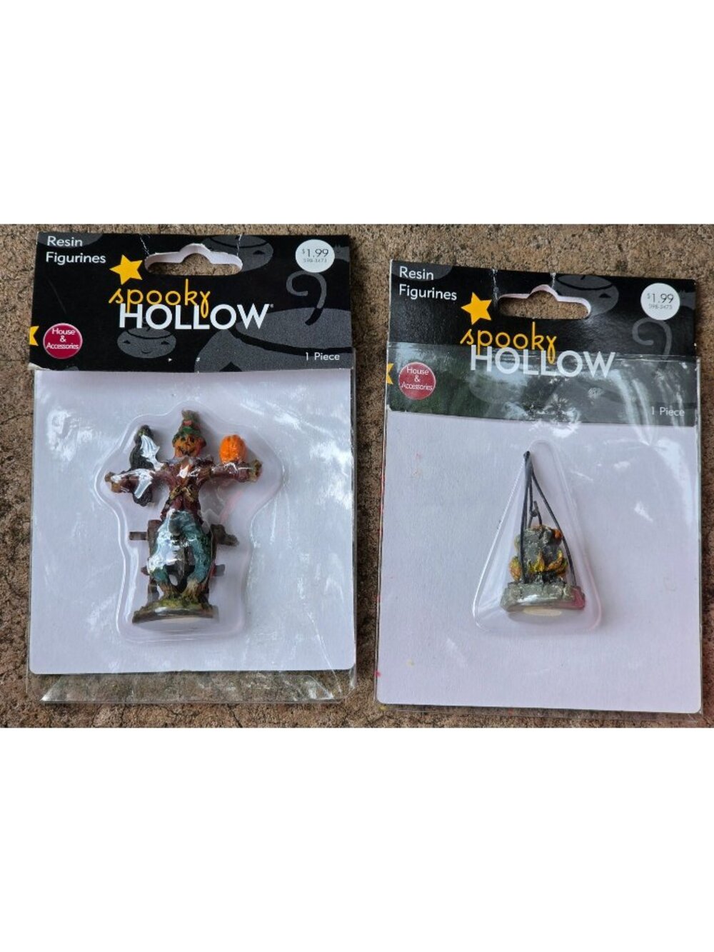 Spooky Hollow Halloween Resin Figurines - Scarecrow & Cauldron Set - Miniature C